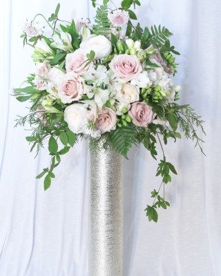 Elevated Centerpiece with Soft Pink Accents