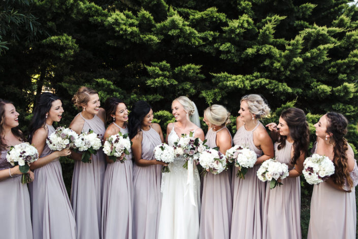 bride-maids-bouquets-purple-mauve-wedding