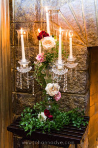 glass-candelabra-flowers